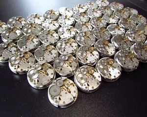 Lot 50 Round vintage ladies watch movements Luch 18 mm. Steampunk or repair DIY - Picture 1 of 9