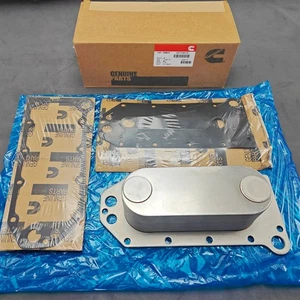 3906296 Núcleo enfriador de aceite con juego de juntas 3974815 para Cummins 6C 8.3C ISC QSC ISL - Imagen 1 de 8