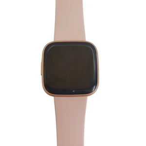 Fitbit Versa Smartwatch Rose Gold Pink Silicone Band Fitness Tracker [Untested] - Picture 1 of 11