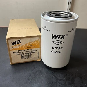 🔥🔥🔥Engine Oil Filter Wix 51795 Free shipping - Picture 1 of 5