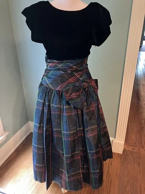 Vestido de noche Patty O`Neil de terciopelo y tafetán a cuadros de la década de 1980, fruncido y lazo talla XS-S Foto 1 de 4