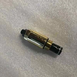 YR30V00007F7 YR30V00007F1 YR30V00007F2 RELIEF VALVE FITS KOBELCO SK60 MARK  CM24 - Picture 1 of 13
