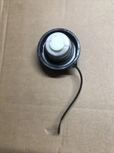 Genuine VAUXHALL  CORSA D. 1.2 1.4. FUEL CAP PETROL. ONLY (  2009 - 2013 ) B3 - Picture 1 of 6