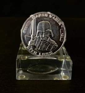 Star Wars Darth Vader Sith Lord 30th Anniversary Coin Revenge Of The Sith #01 - Picture 1 of 2