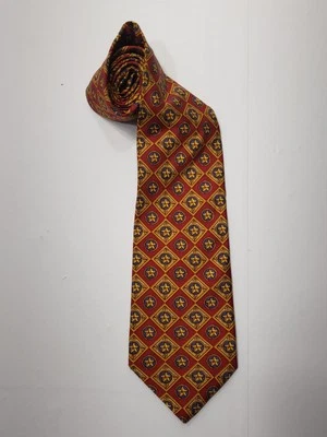 Corbata de seda roja hecha exclusivamente para los Estados Unidos por Neiman Marcus Senado Foto 1 de 4