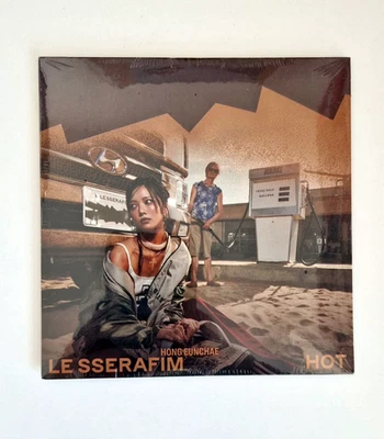 Le Sserafim Hot - US exclusive CD single - Hong Eunchae version - Image 1 of 3