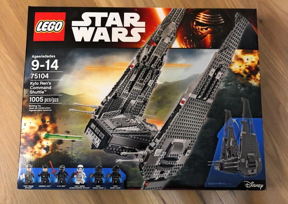 LEGO Star Wars: Kylo Ren's Command Shuttle 75104 (New | Sealed | Retired) - Image 1 of 3
