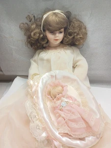 The Prestige Collection Doll Samantha & Baby w/ Bassinet #125/500 Bisque Xmas - Picture 1 of 17