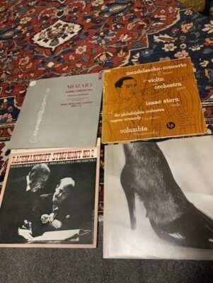 Illuminating   37 Vintage Classical Vinyl Records - 10 No covers, - Image 1 of 4