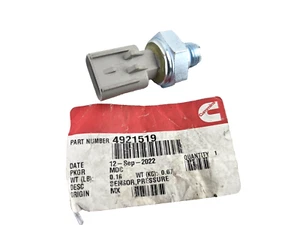 Genuine Cummins Fuel Pressure Sensor Switch 4921519 ISX ISM ISB IFSM QSX - Picture 1 of 3