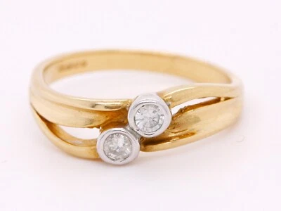 9ct Yellow Gold Twin Stone Design Diamond 0.20ct Dress Size M Ring British Made - Image 1 of 4