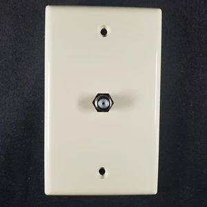 Ivory F-Connector Video Jack Flush Mount 1-Gang Wallplate Cover Cooper 1172V - Picture 1 of 4