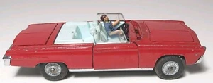 CORGI TOYS # 246 CHRYSLER IMPERIAL CONVERTIBLE PALE BLUE INTERIOR PLAY WORN - Picture 1 of 15