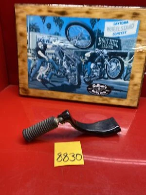 Harley Sportster 2004 montaje de clavija izquierda soporte de pie de control medio 883 1200 XL OEM Foto 1 de 4