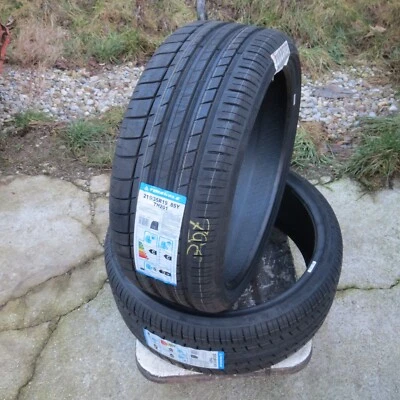 2x 215/35 ZR19 85Y XL Sommerreifen Triangle Sportex TH201 DOT 0120 - Bild 1 von 4