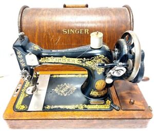 Antigua y preciosa maquina de coser portatil SINGER 28k de coleccion año 1916