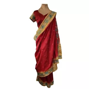 Saree with Top Red and Gold Elephant Applique Embroidered and Sequined - Picture 1 of 5