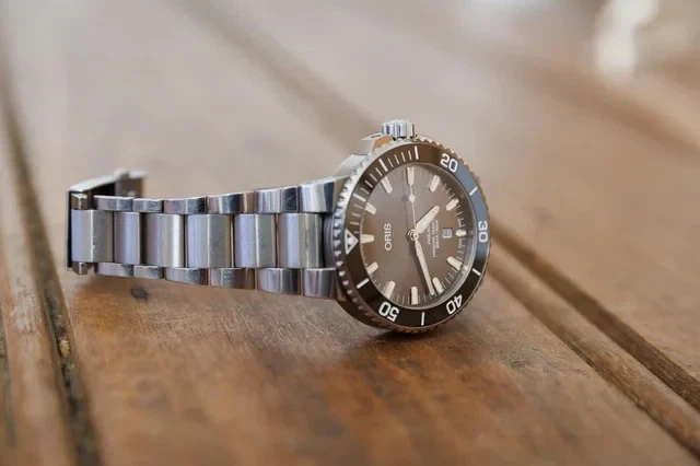  Oris Aquis титановый дата 43,5 мм ссылка: 1 733 7730 7153-07 8 24 15PEB - Изображение 1 из 4