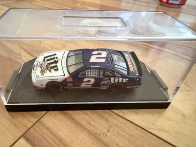 Rusty Wallace ACTION #2 Miller Lite 1997 Thunderbird 1:64 литая 1 из 7500 - Изображение 1 из 2