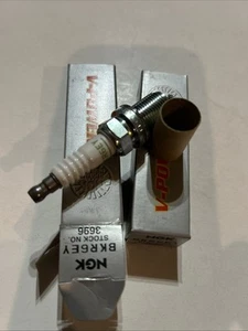 BKR6EY 3696 V-Power NGK Spark Plugs Quantity Of 2 - BKR6EY 3696 Free Shipping - Picture 1 of 5