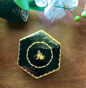 VINTAGE BURMESE LACQUERWARE, 6-SIDED BLACK&GOLD BOX, W/THAMAN CHAH "WERE TIGER" - Picture 1 of 5