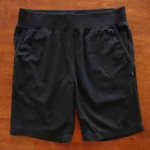UNDEFEATED UNDTD Exile Casual Mens Black Skate Chino Bermuda Shorts - Size Large - Picture 1 of 8