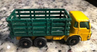 MATCHBOX NO. 4 DODGE STAKE TRUCK LESNEY ENGLAND 1969 VINTAGE TRUSTED SELLER! - Image 1 of 4