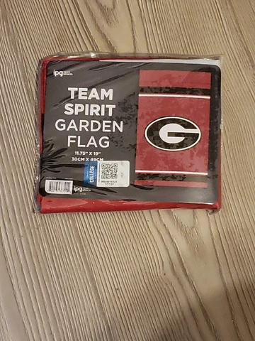 UGA University Of Georgia Bulldogs Garden Flag 11.75" X 19" NEW Cover