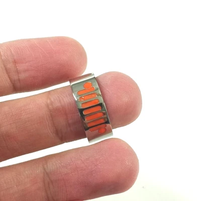 Women's Ring Size 7 Brass Plated Silver Fashion Jewelry - Image 1 of 4