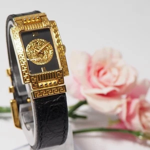 Reloj Versace Medusa Cuadrado Vintage Negro Dorado Mujer - Imagen 1 de 10