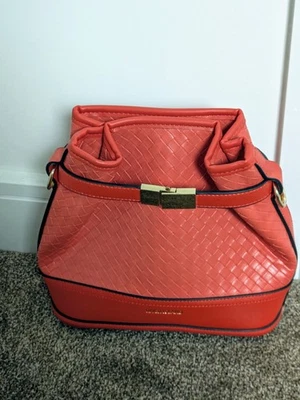 River Island Orange Weave Bucket Cross Body Shoulder Bag . - Image 1 of 4