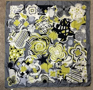 VAKKO COUTURE SILK SCARF TURKEY  34” SQUARE FLORAL DESIGN - Picture 1 of 8