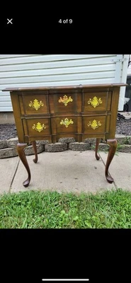 Vintage Pennsylvania House Queen Anne Cherry Wood Block Front 2 Lowboy Chest - Image 1 of 4
