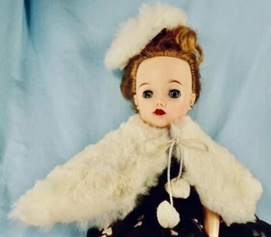 Capa y sombrero de piel de conejo Madame Alexander 4 Cissy Elise muñeca de 18 pulgadas Bender Co sin muñeca - Imagen 1 de 6