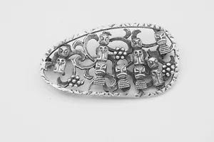 Vintage tribal ethnic Polynesian pagan silver tone animals people pin brooch - Picture 1 of 4