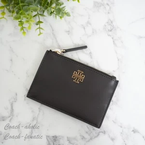 NUEVO CON ETIQUETAS Tory Burch Britten Estuche para Tarjetas Suave con Cremallera Cartera en Caoba Oscura - Imagen 1 de 6