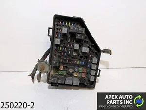 OEM 2008-2013 Cadillac CTS 3.6L Fuse Box - Picture 1 of 10