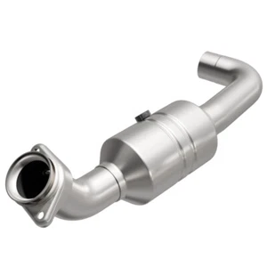 Magnaflow Direct Fit Catalytic Converter Underbody Fits 2011-2014 F-150 5.0L - Picture 1 of 10