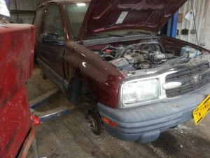 Driver Left Axle Shaft Front Axle Outer Fits 99-04 TRACKER 1749039 - Picture 1 of 9