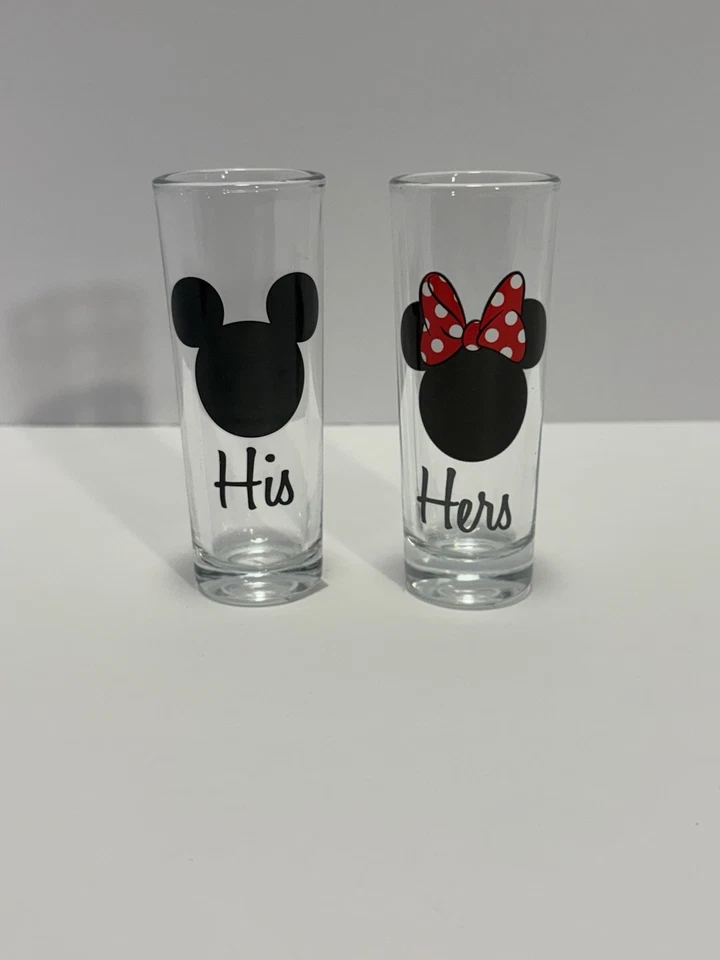 Новый Disney Микки и Минни-Маус мыши его и ее 2 изделия комплект высокий выстрел очки - Изображение 1 из 1