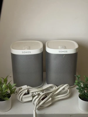 Sonos Play:1 Smart Speaker White Wi-Fi Compact Design Tested Working Pair of 2 - Image 1 of 4