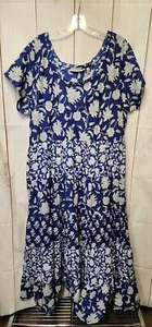 Weiche Umrandung Damengröße 1X blau geblümtes Kleid - Bild 1 von 3