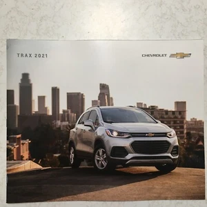 Chevrolet TRAX 2021 folleto de ventas de concesionario modelos LS y LT nuevo - Imagen 1 de 11