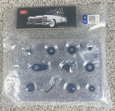Ghostbusters Fanhome Eaglemoss Build The ECTO-1  Car Assembly Stage / Issue 11 - Image 1 of 2