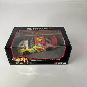 Terry Labonte #5 Kelloggs Corn Flakes 1:24 NASCAR Diecast Hot Wheels Racing 1998 - Picture 1 of 5
