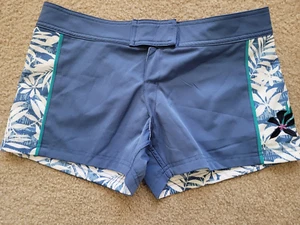 crazy shirts hawaii Women's 2 Shorts NWT Reversible Blue White Pocket . - Picture 1 of 4