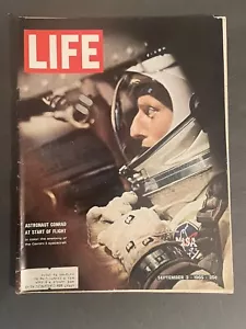 Life Magazine September 3 1965 Astronaut Conrad Gemini 5 Spacecraft NASA - Picture 1 of 8
