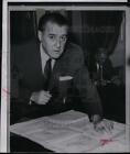 1960 Press Photo Senator Warren G. Magnuson of Washington plotting on a map