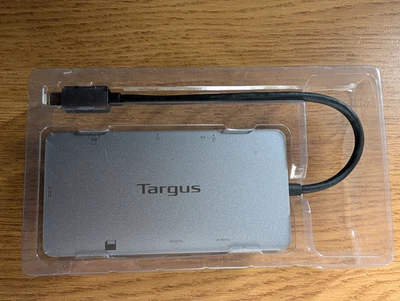 Targus USB-C Dual HDMI 4K Docking Station - Silver (DOCK423TT) - Image 1 of 2