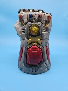 Marvel Avengers Endgame Infinity Gauntlet Puño Electrónico con Luces y Sonidos - Imagen 1 de 5